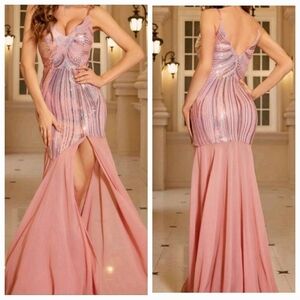 Pink, Slit Thigh, Spaghetti Straps, Cami, Contrast Sequined Mermaid Gown
